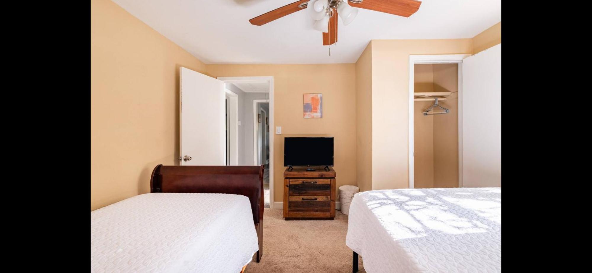 The Perfect Place To Stay. Fort Moore And More Columbus Bagian luar foto